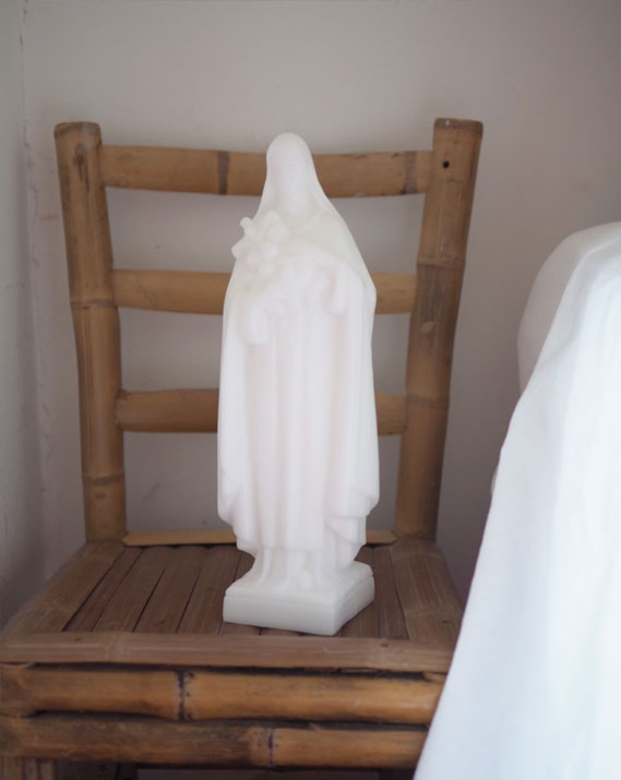 Sainte Thérèse de L'Enfant Jésus en cire - Blanc