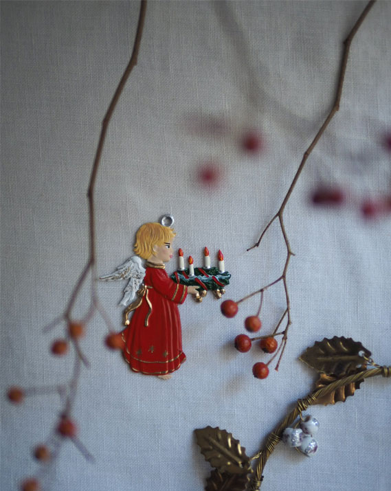 Suspension de Noël (H13 cm) Ange Isy Marron - Boule et déco de sapin