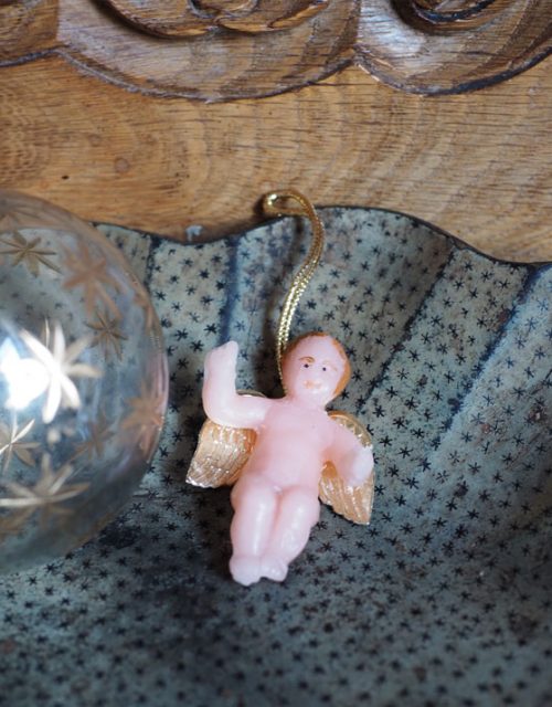 Suspension Ange en cire