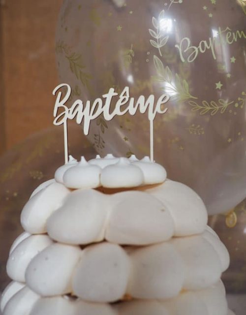CAKE TOPPER “BAPTÊME” EN BOIS Décoration de baptême chic