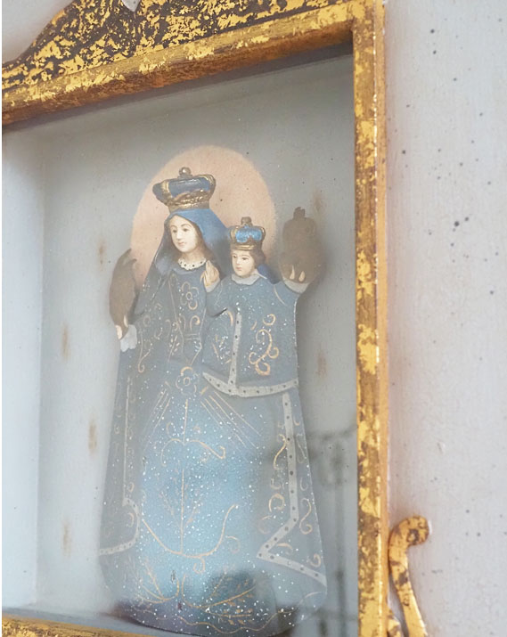 Ex-voto vitrine "Vierge à l'Enfant" vintage