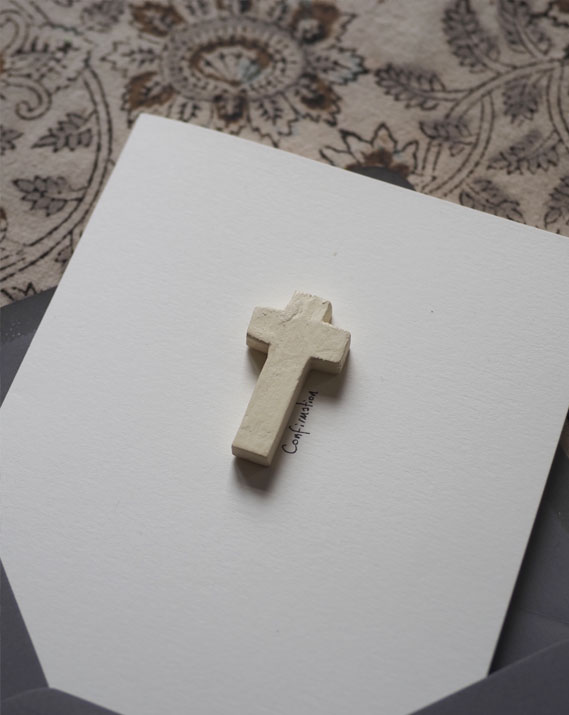 Carte Confirmation avec croix en bois