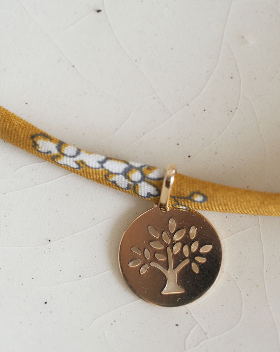 Bracelet petiote arbre de vie sur fil liberty or 18 carats