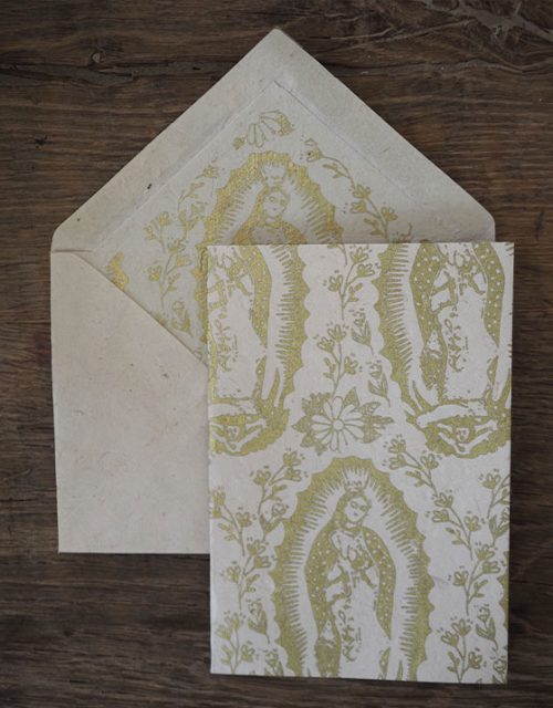 Carte avec enveloppe Vierge Fleurie ©Catho Rétro