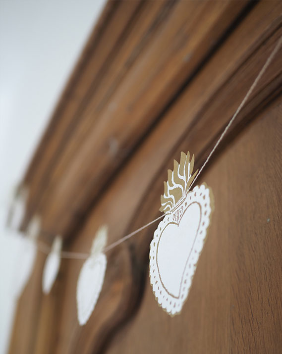 Guirlande Sacré Coeur gravure rétro dorée ©Catho Rétro