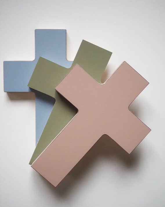 Croix en bois – ©Catho Rétro